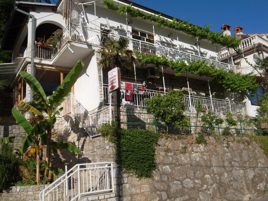 Apartments Edi - Captain'S House Moscenicka Draga Exterior photo